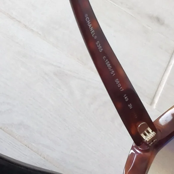 CHANEL CH5365 SUNGLASSES // DARK HAVANA - Picture 6 of 6